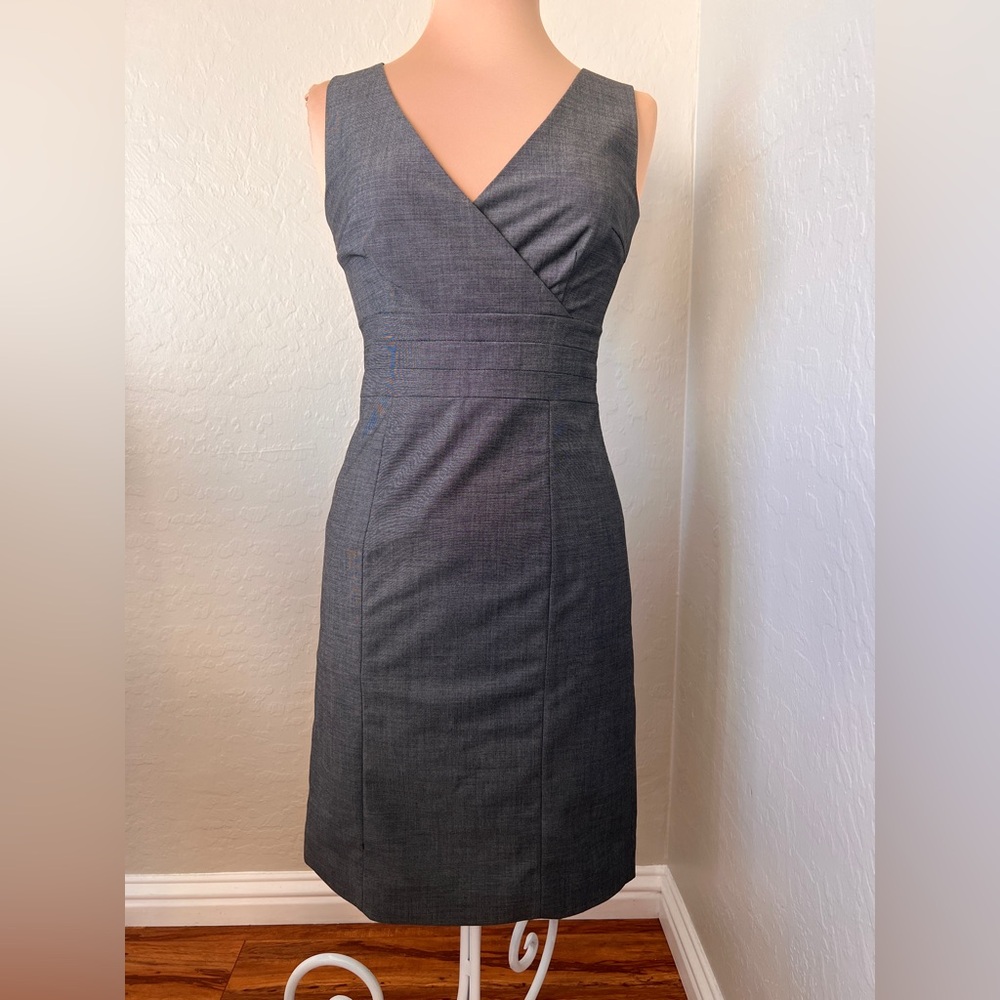 H&M Gray Sleeveless Dress